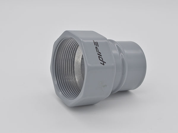 Conector fêmea